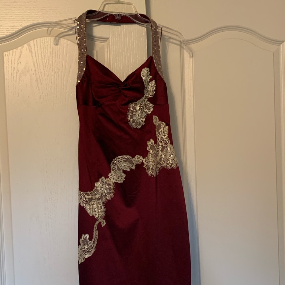 Burgundy gold lace appliqué dress Sz. 4